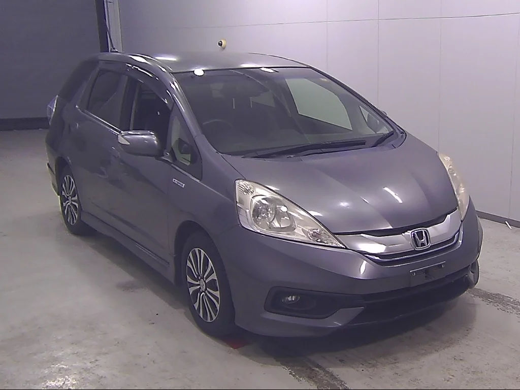 Honda Fit Shuttle GP2 2013